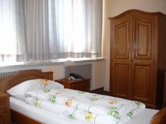 Hotel Corso Alsdorf Zimmer foto